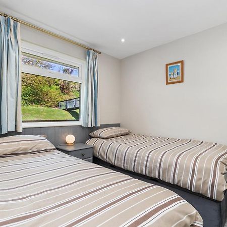 Hodgeston Salty Kisses - Sea Front Aparment 아파트 외부 사진