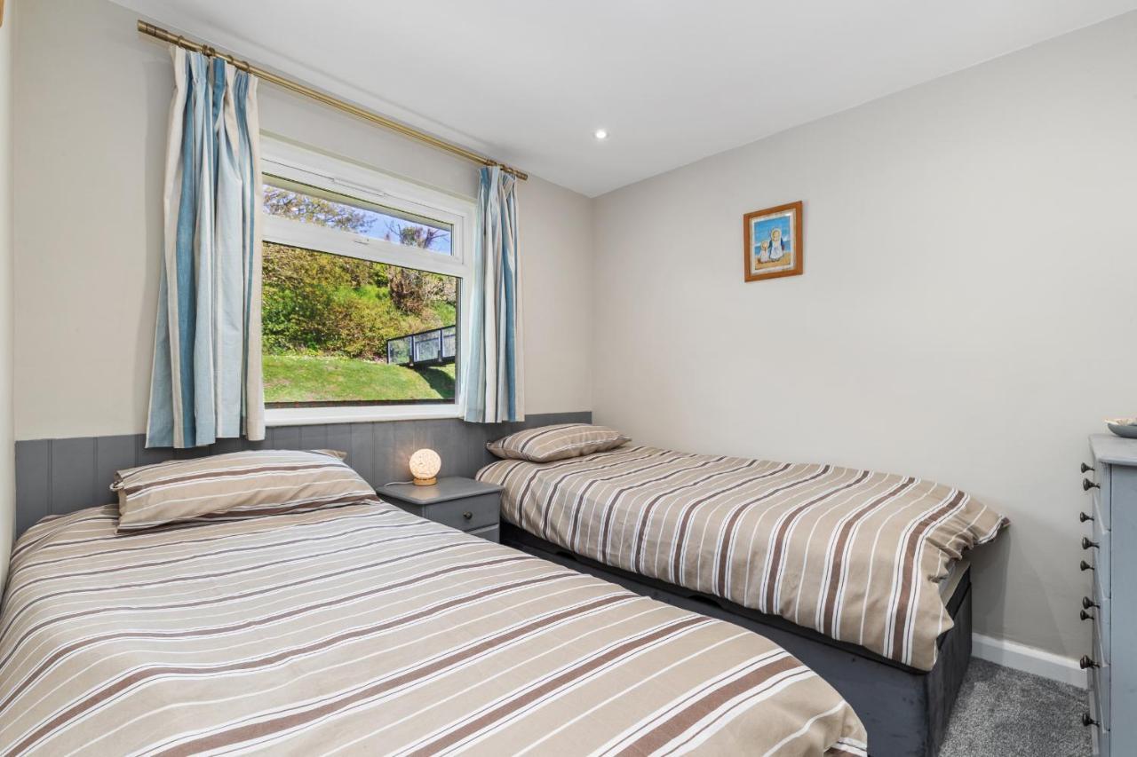 Hodgeston Salty Kisses - Sea Front Aparment 아파트 외부 사진