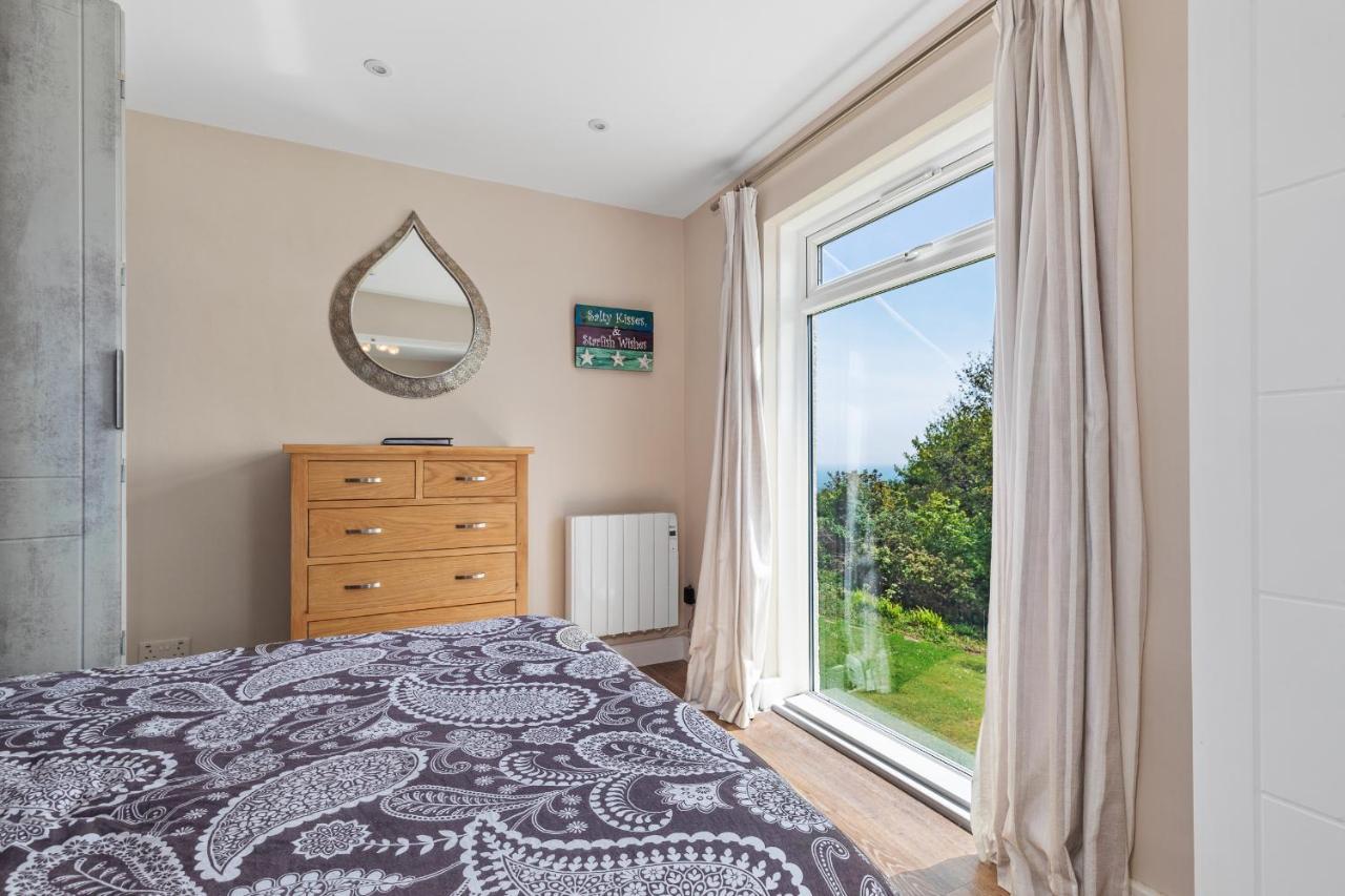 Hodgeston Salty Kisses - Sea Front Aparment 아파트 외부 사진